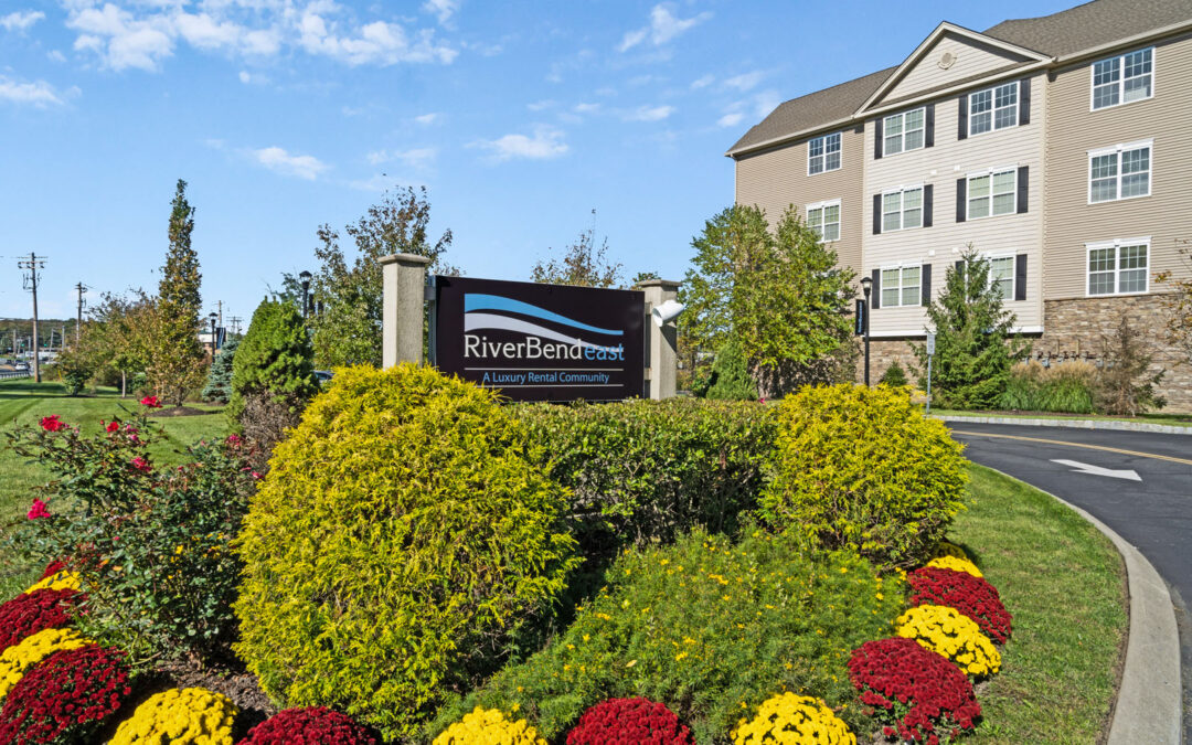 Riverbend East